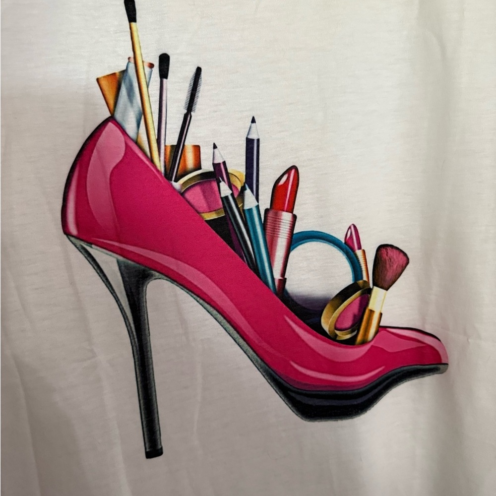 Stiletto - Makeup Lover T-shirt